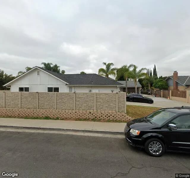 A Royal Sweet Senior Home - Board And Care Home in Laguna Hills, California