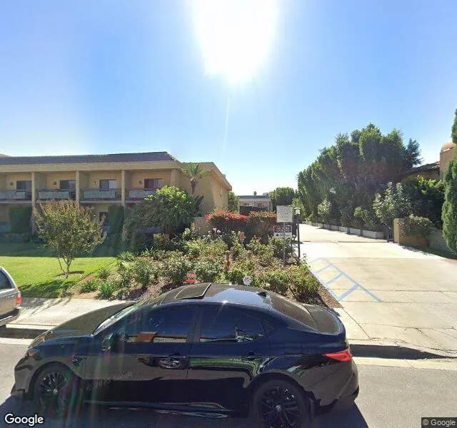 Arcadia Gardens Retirement Hotel