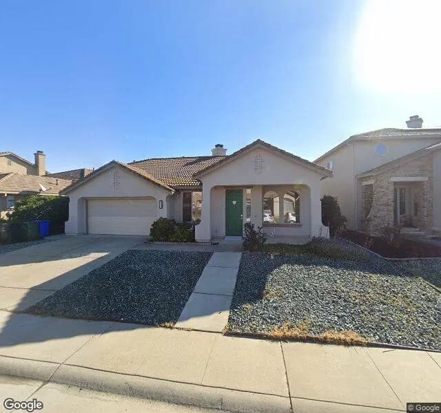 Autumn Grove Senior Living - Board And Care Home in Elk Grove, California