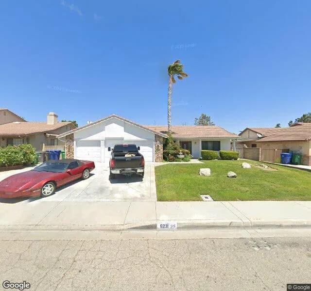 Azalea Gardens - Board And Care Home in Quartz Hill, California