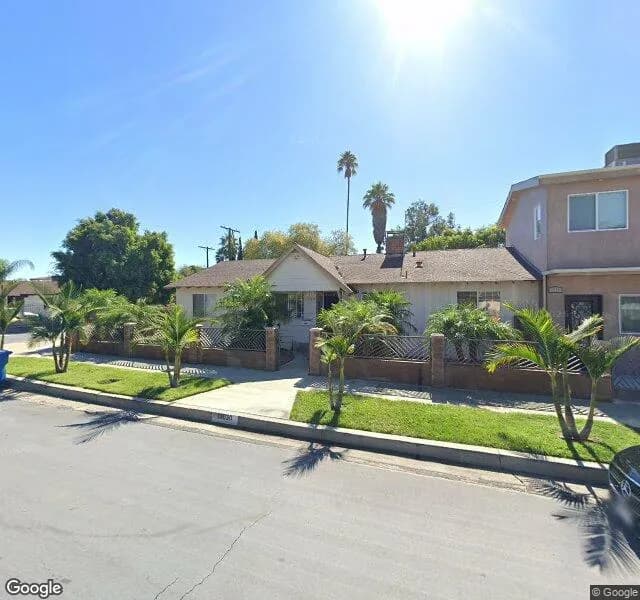 Blythe Senior Assisted Living - Board And Care Home in North Hollywood, California