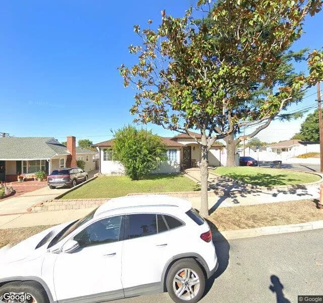 Burbank Hills Comfort Living - Board And Care Home in Burbank, California