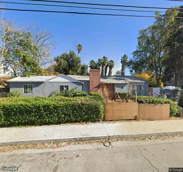 Caring Heart Assisted Living - Board And Care Home in Reseda, California