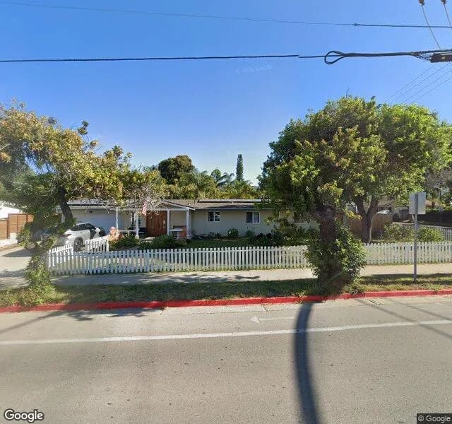 Casa Naomi-cathedral Oaks Home