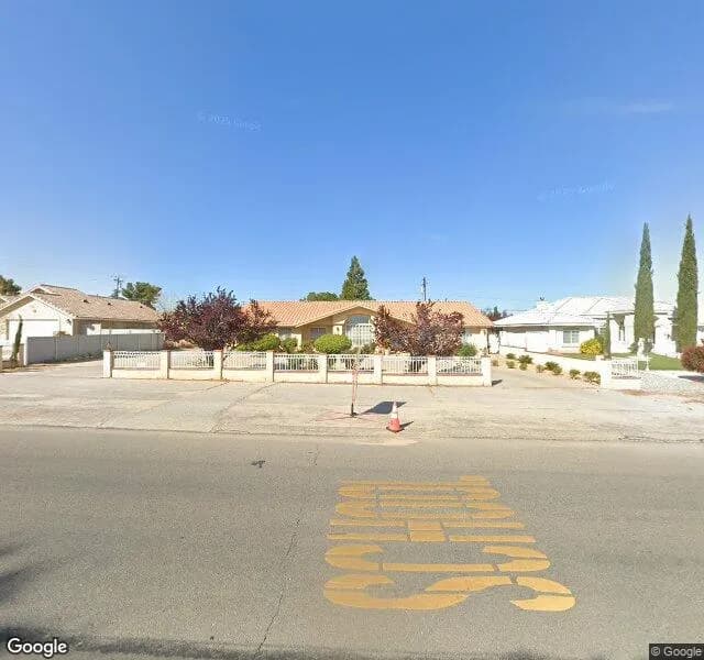 Cherry & Pine Garden Home Care - Board And Care Home in Hesperia, California