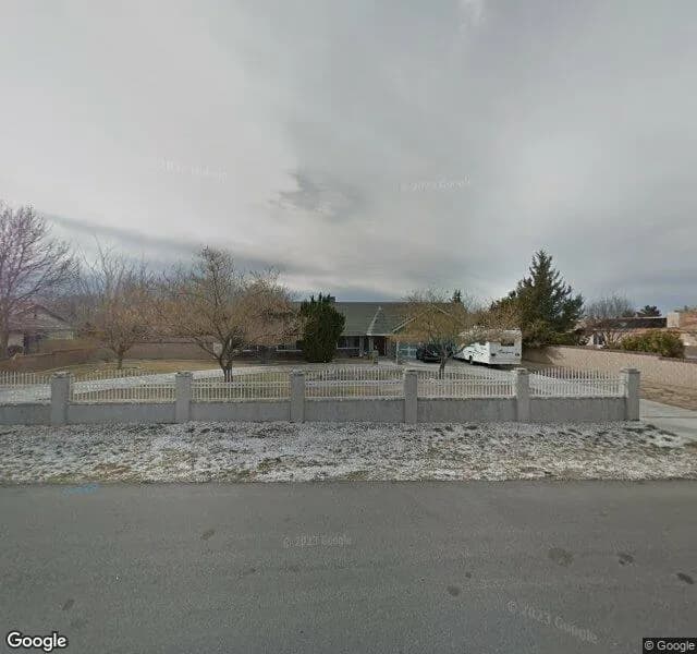 Devyn Lane Family Home - Adult Residential Facility in Lancaster, California