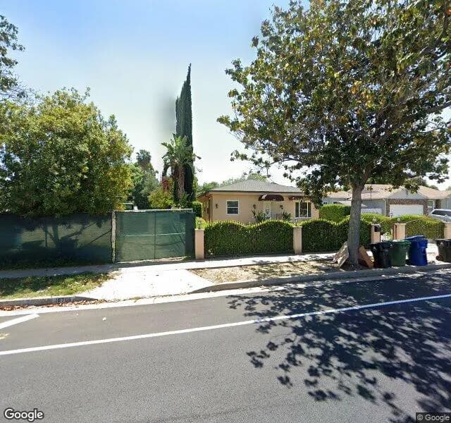 Elegant Senior Living Encino