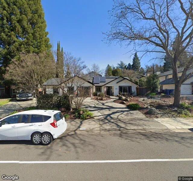 Emerald Estate Senior Living - Board And Care Home in Orangevale, California