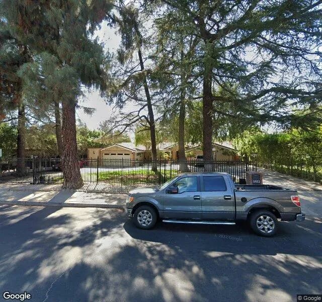 Evening Grace Res. Facility For The Elderly Llc. - Board And Care Home in Northridge, California