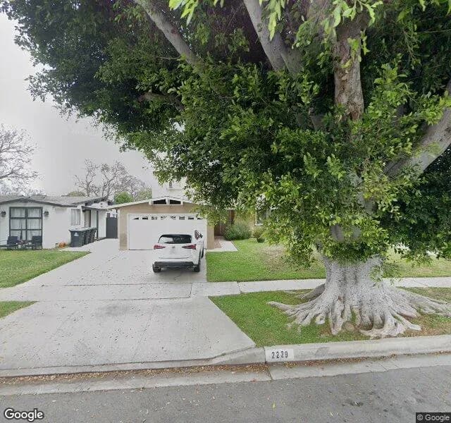 Flores Adult Residential Home - Adult Residential Facility in Santa Ana, California