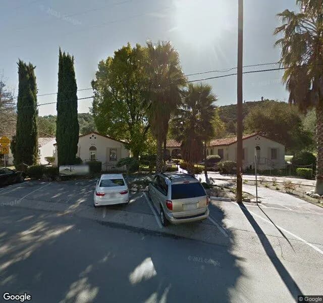 Foothill Retirement Care Home - Assisted Living Facility in Tujunga, California