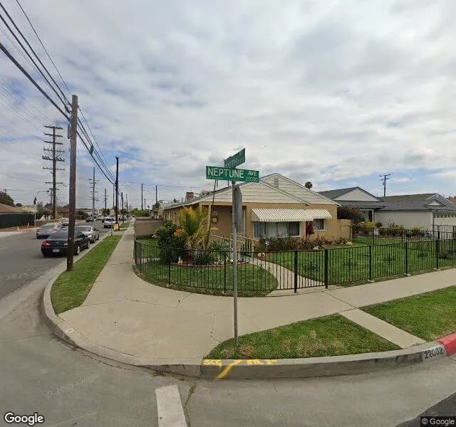 Happy Life Elder Care - Board And Care Home in Carson, California