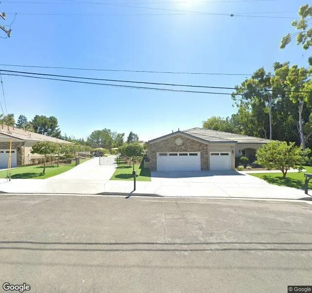 Homelife Senior Living 6 - Board And Care Home in Thousand Oaks, California