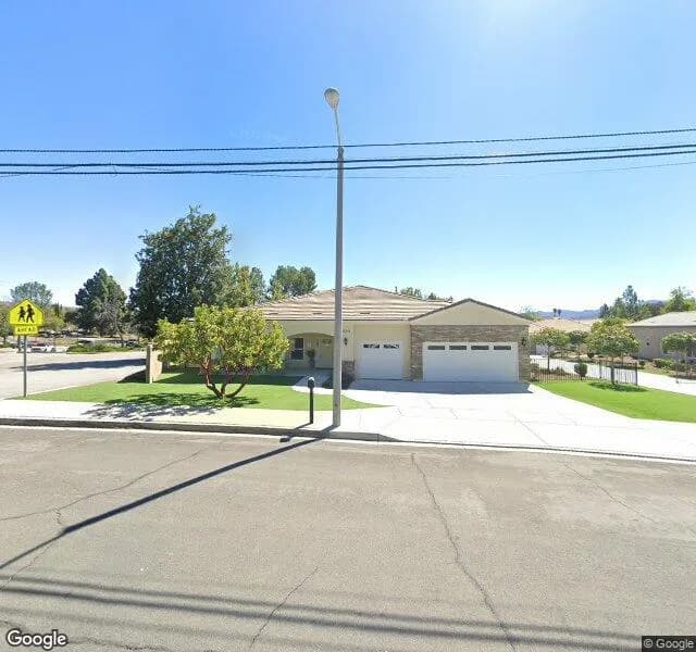 Homelife Senior Living 8 - Board And Care Home in Thousand Oaks, California