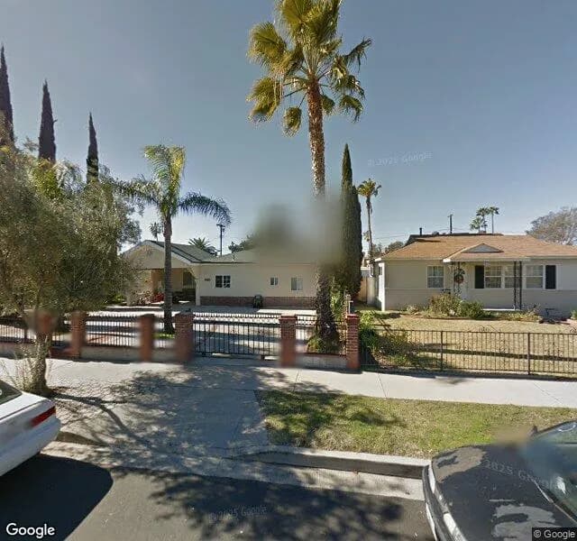 Laurelgrove Board And Care - Board And Care Home in North Hollywood, California