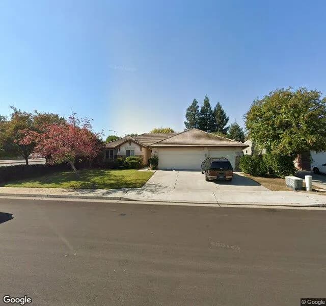 Laverne Senior Carehome - Board And Care Home in Clovis, California