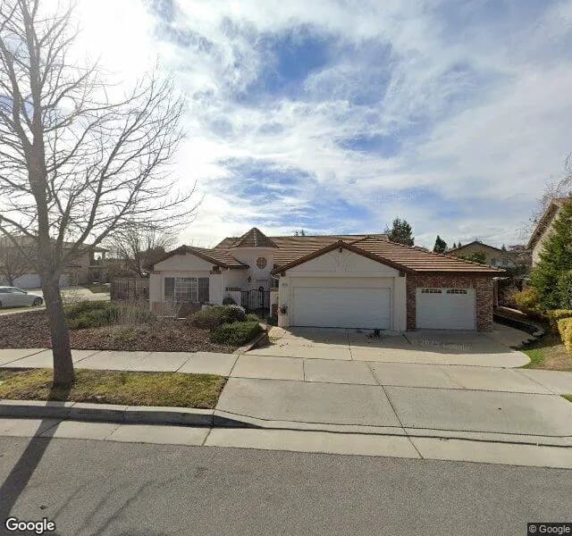 Lifetouch The Elegant Living Residential Home Care