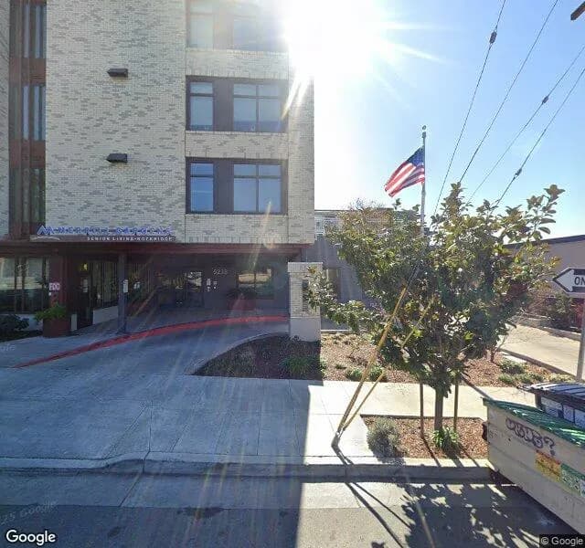 Merrill Gardens At Rockridge - Assisted Living Facility in Oakland, California