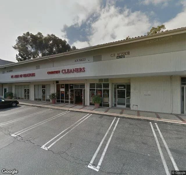 Merrill Gardens At Rolling Hills Estates - Assisted Living Facility in Rolling Hills, California