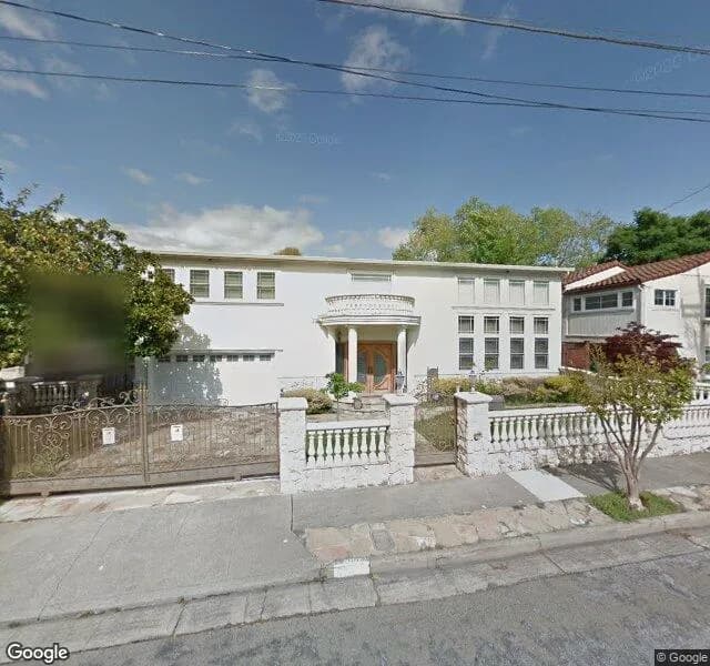 Moonraker Villa Senior Care 2