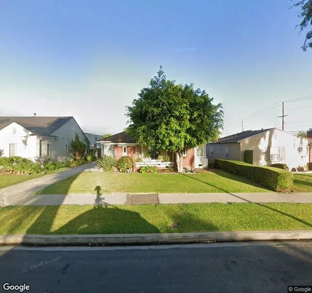 Np Care Home - Board And Care Home in Los Angeles, California