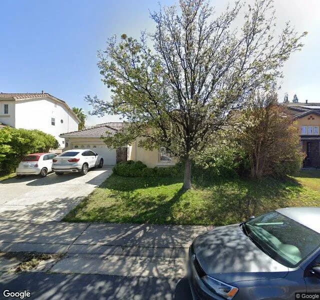 Oasis For Seniors At Heaven's Garden - Board And Care Home in Rocklin, California