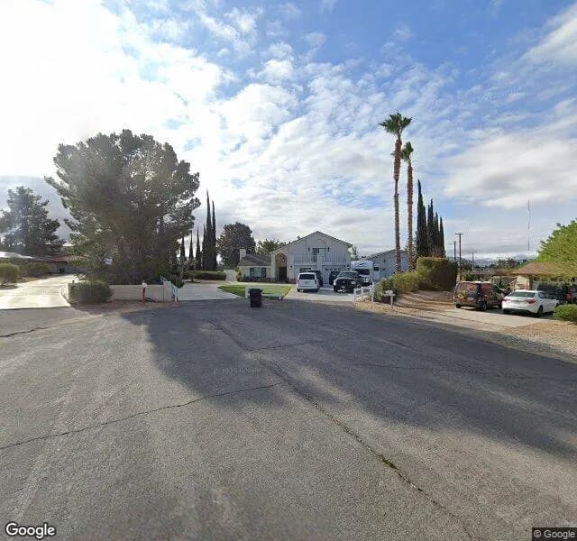 Pifer Family Home - Adult Residential Facility in Apple Valley, California