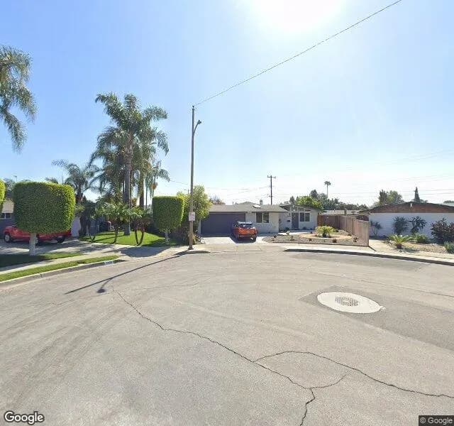 Quality Senior Living At Beaton - Board And Care Home in Orange, California