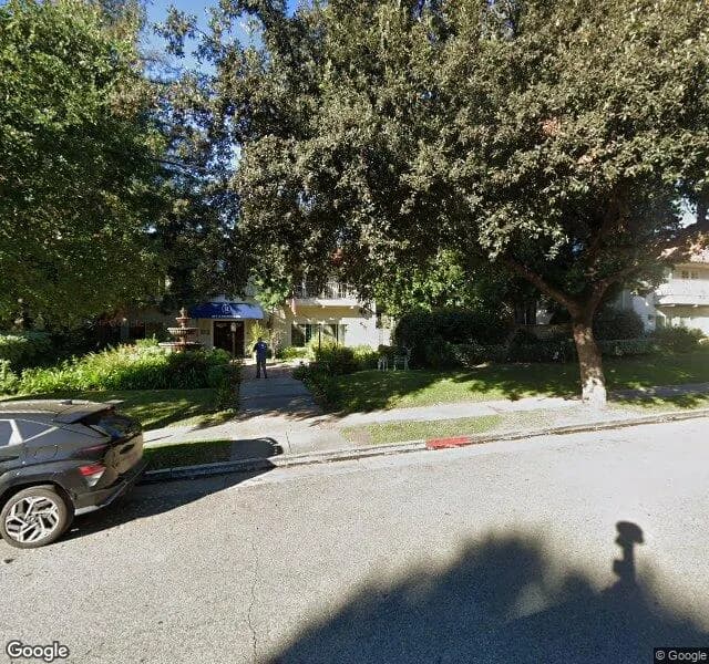 Regency Park Oak Knoll - Assisted Living Facility in Pasadena, California