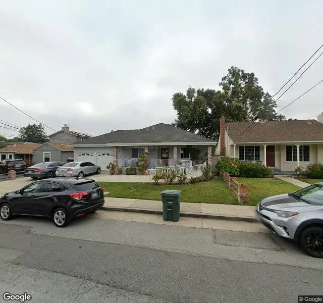 Roias Home For The Elderly - Board And Care Home in San Mateo, California