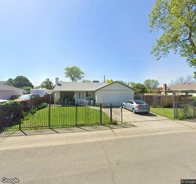 Rolando & Marybel Agdigos Care Home 2