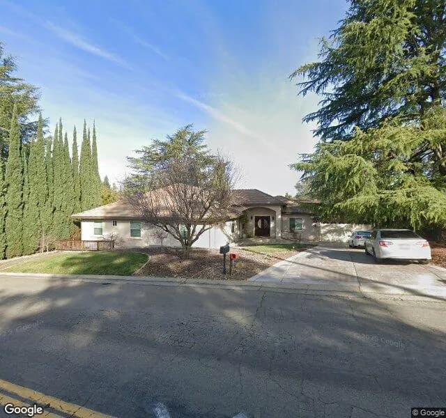 Silver Lining Care Home - Board And Care Home in Fair Oaks, California
