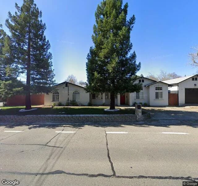 Splendor Oaks Senior Living #3 - Assisted Living Facility in Fair Oaks, California