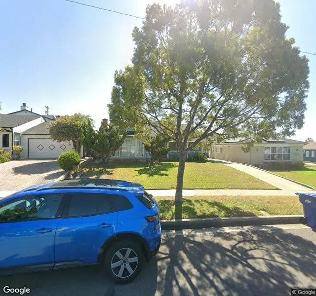 Summer House At Ladera Heights