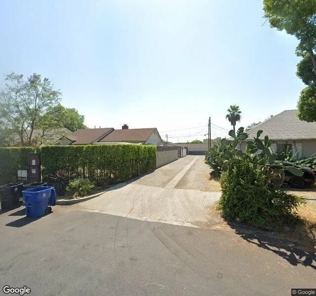 Valley Village Senior Living, Inc. - Board And Care Home in Valley Village, California