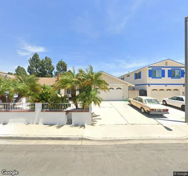 Whispering Oaks - Waverly - Board And Care Home in Irvine, California