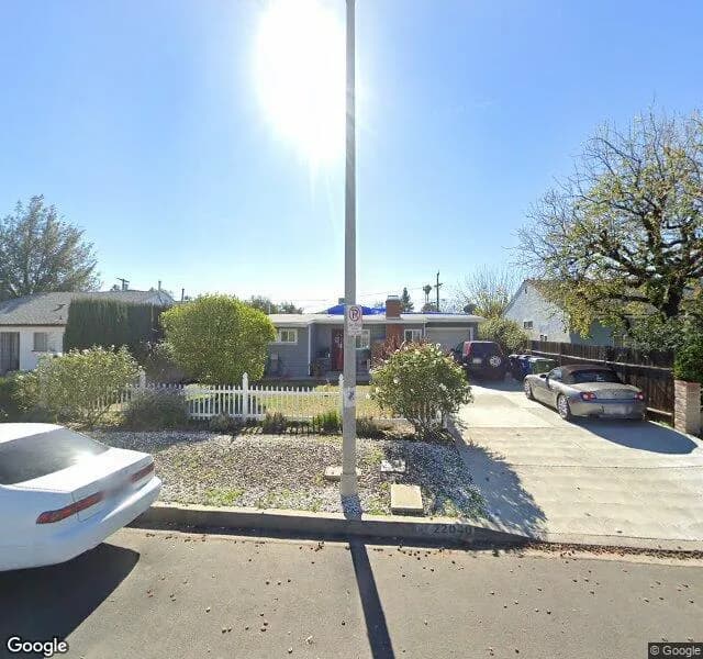 Wholesome Life Senior Living - Board And Care Home in Canoga Park, California